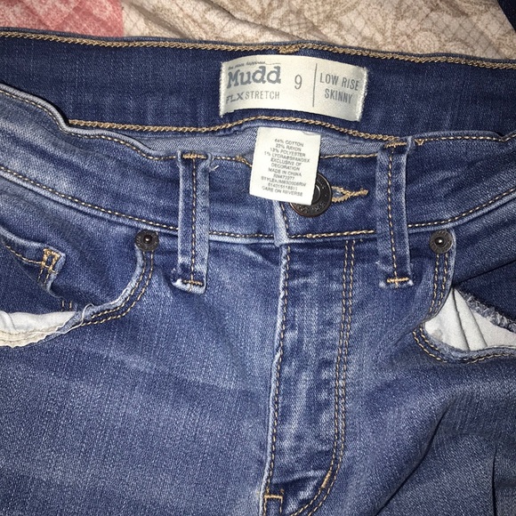 Jeans - Picture 2 of 4